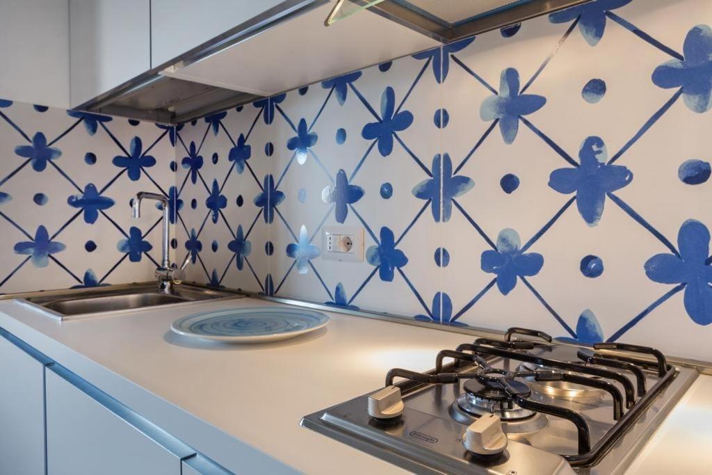 Casablu, Un Delizioso Bilocale Sulla Baia Di Naxos Apartment Giardini Naxos Exterior foto